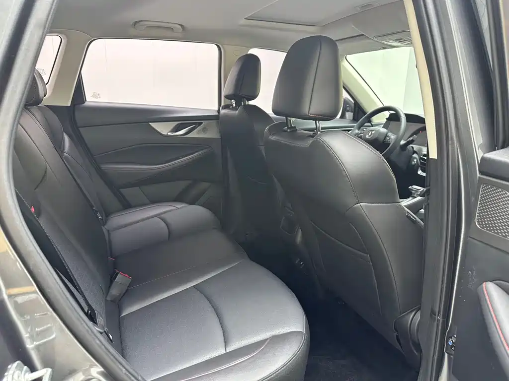 Changan CS35 PLUS Blue Whale NE 1.4 T DCT Luxury