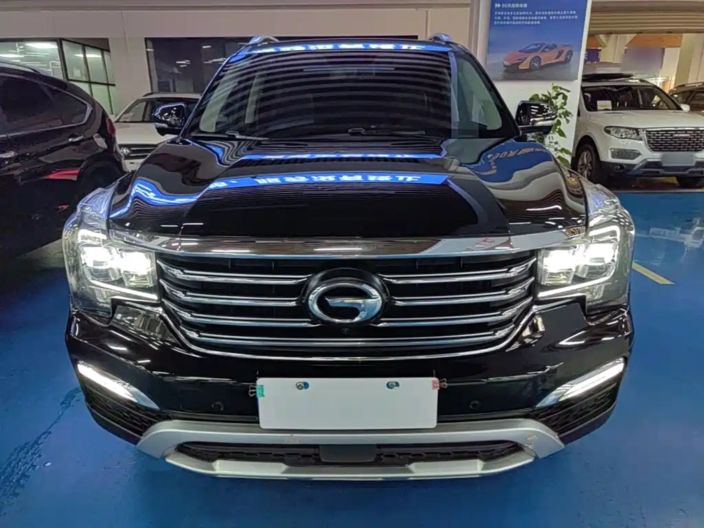 GAC Trumpchi GS8 320 T 2 WD Luxury Connected (7-seat)