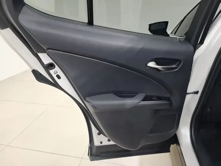 Lexus UX 260 h ·