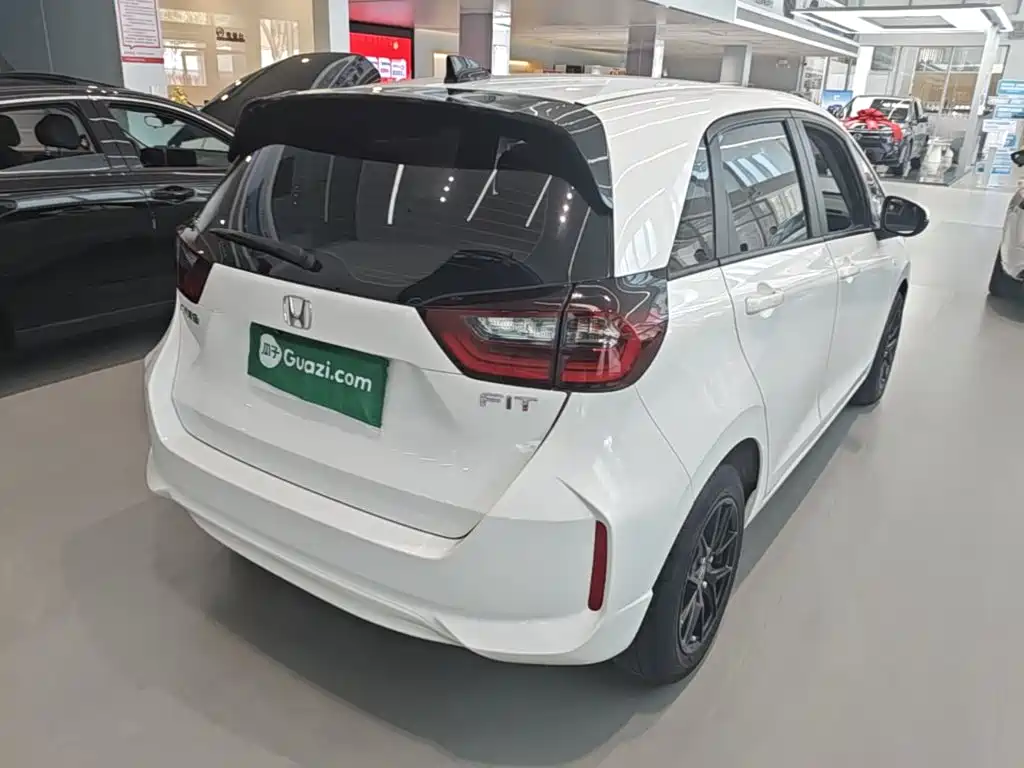 Fit 1.5 L CVT Trend Start