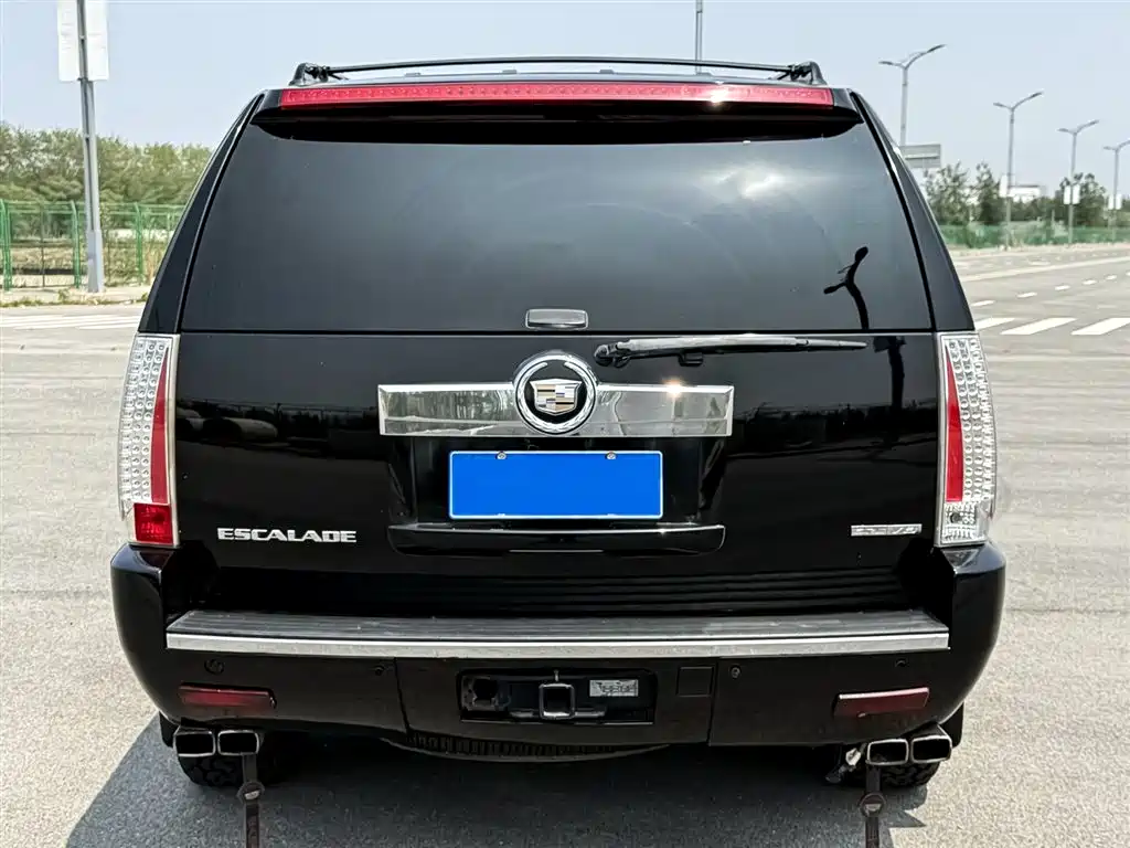 Escalade 6.2 AWD