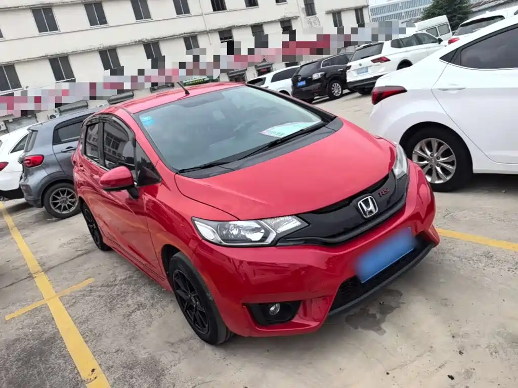 Fit 1.5 L SE CVT Fashion
