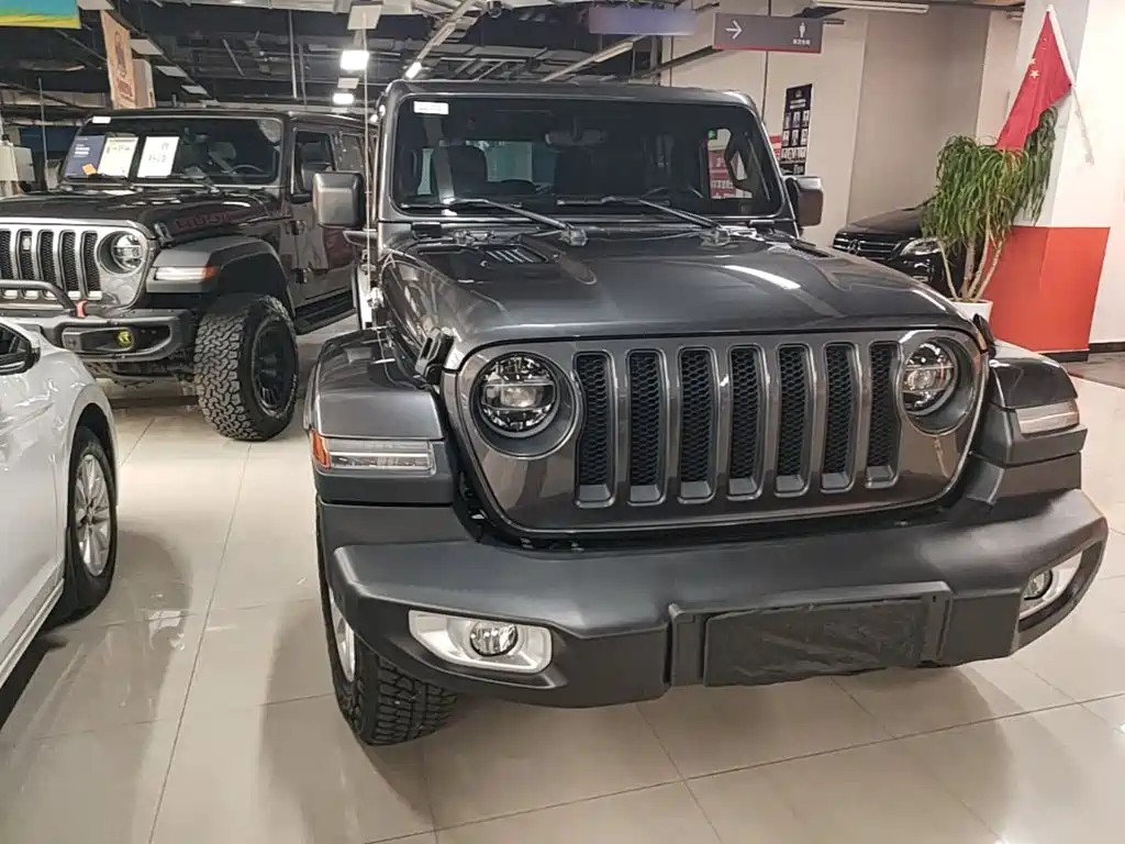 Wrangler 2.0 T Sahara 4-door