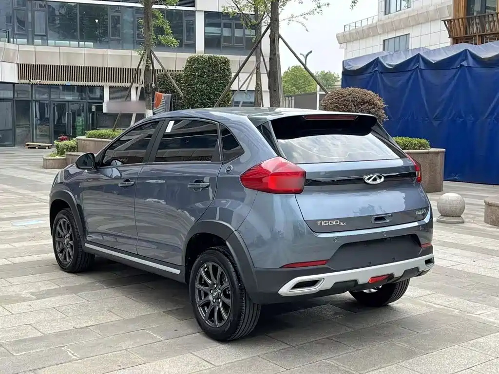 Tiggo 3 x 1.5 L CVT Outstanding