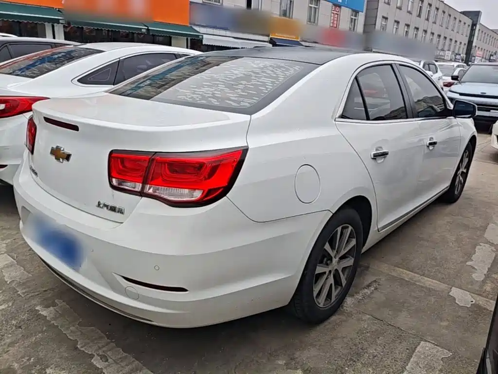 Malibu 2.0 L Auto Luxury