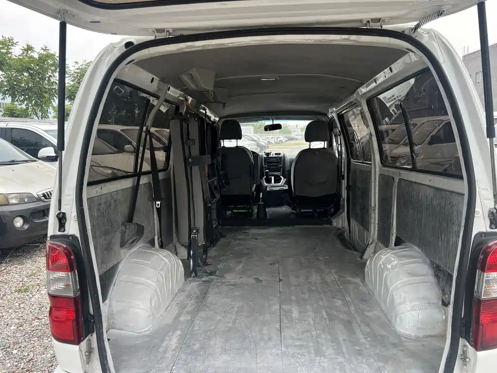 Grace 2.0 L Express Comfort 7-seat CN-VI 1 TZS