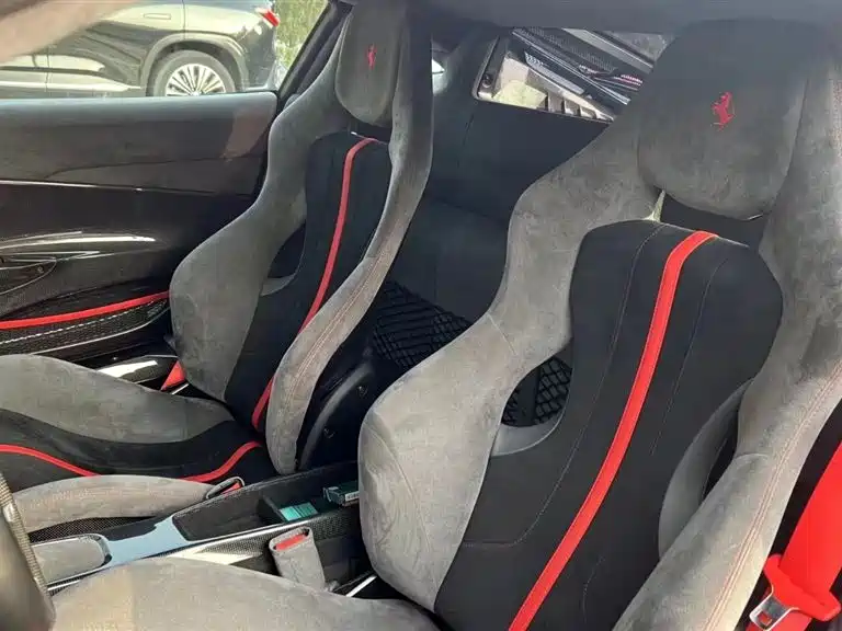 Ferrari 488 488 Pista