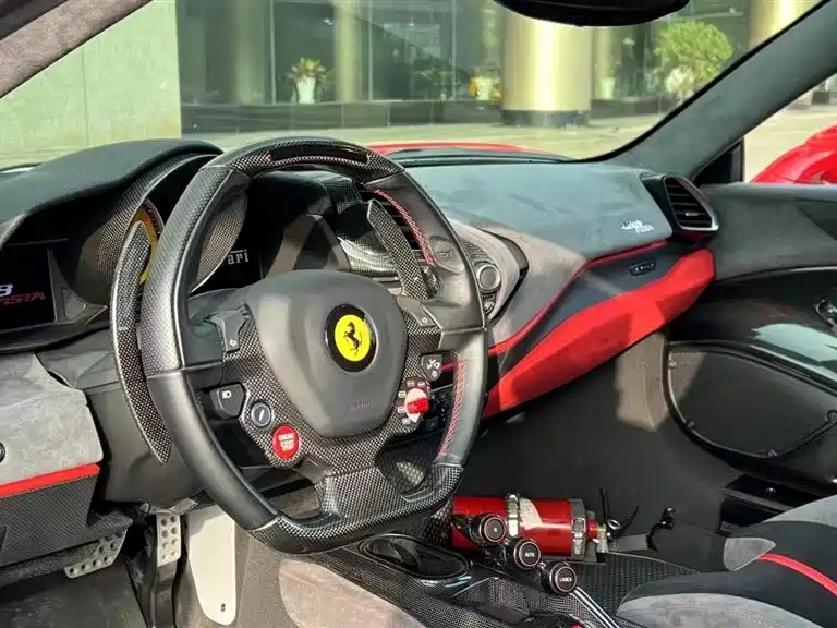 Ferrari 488 488 Pista