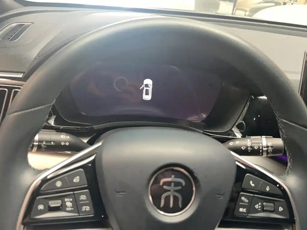 Song PLUS NEV DM-i 110 KM Flagship PLUS