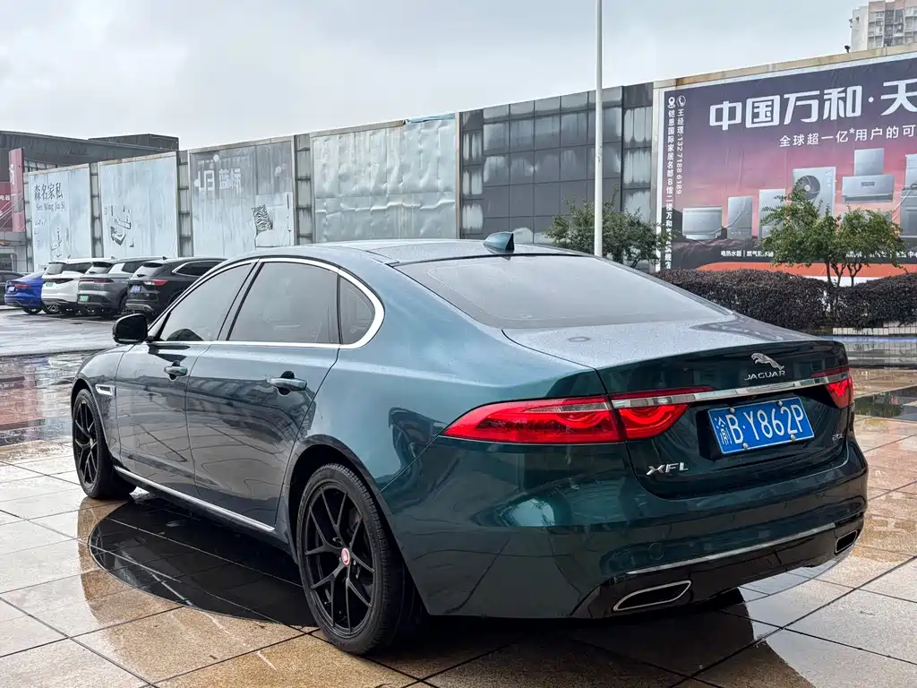 Jaguar XFL XFL 2.0 T P200 2 WD Elite