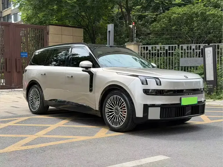 Lynk & Co 900 领克900 2025款 2.0 T 探索版 6座
