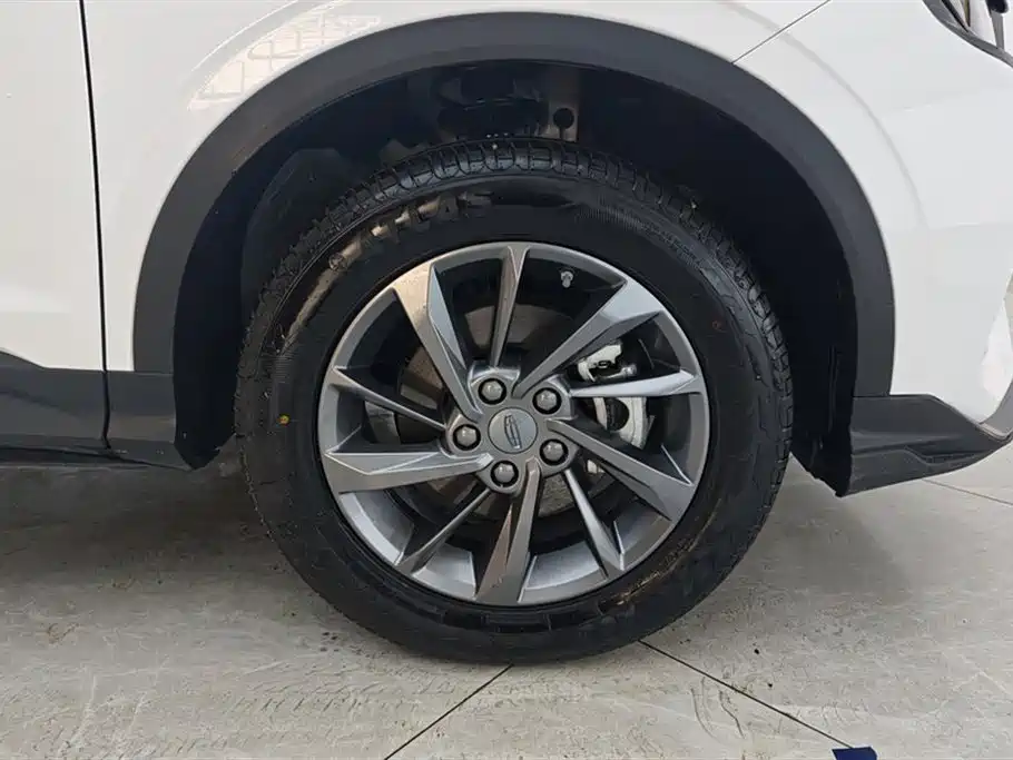 Binyue 1.5 T DCT Dragon Rise