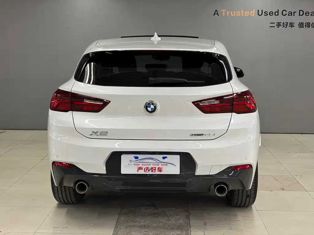 BMW X2 sDrive25 i Leading M Sport Package