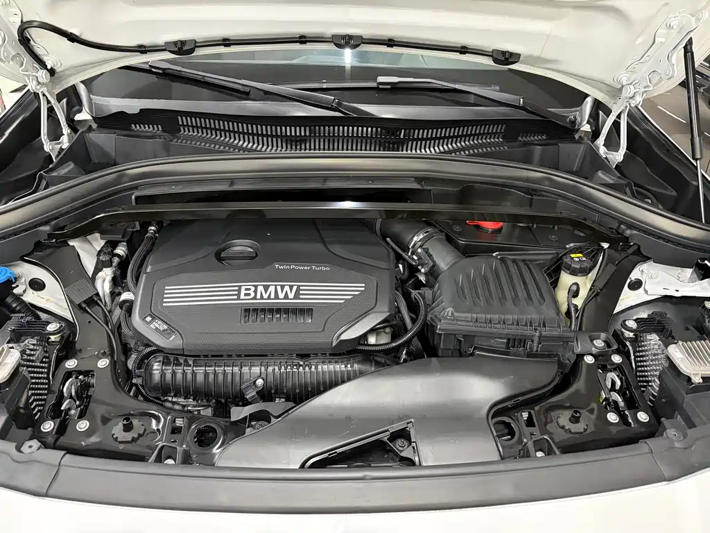 BMW X2 sDrive25 i Leading M Sport Package