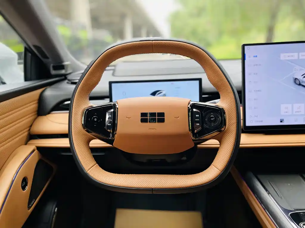 Galaxy Xingyao 8 130 km EM-i Flagship