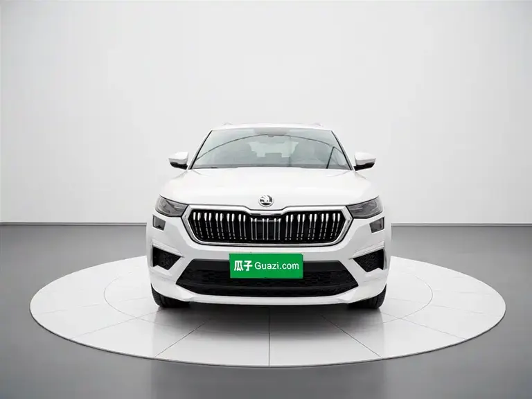 Skoda Kodiaq 柯迪亚克 2022款 改款 TSI330 7座两驱奢享版