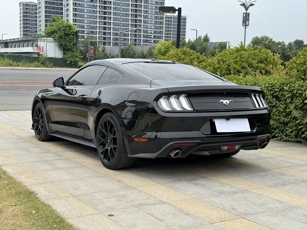 Mustang 2.3 L EcoBoost