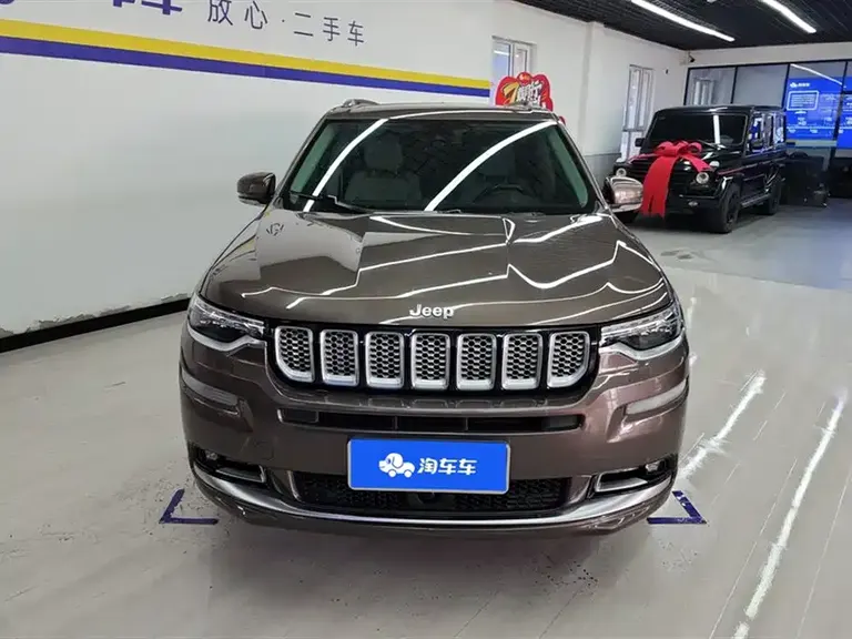 Jeep Grand Commander 2.0 T 4 WD Royal Enjoyment CN-V