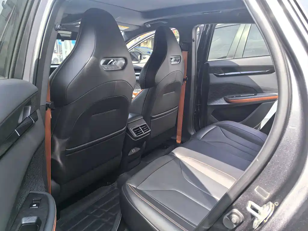 Changan UNI-V 1.5 T Distinguished