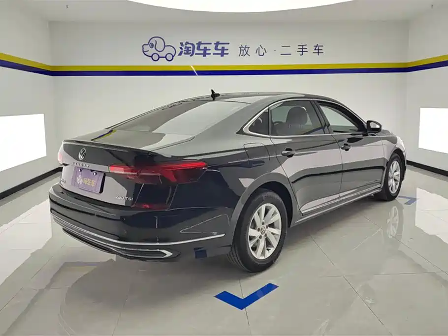 Passat Facelift 280 TSI Business CN-VI