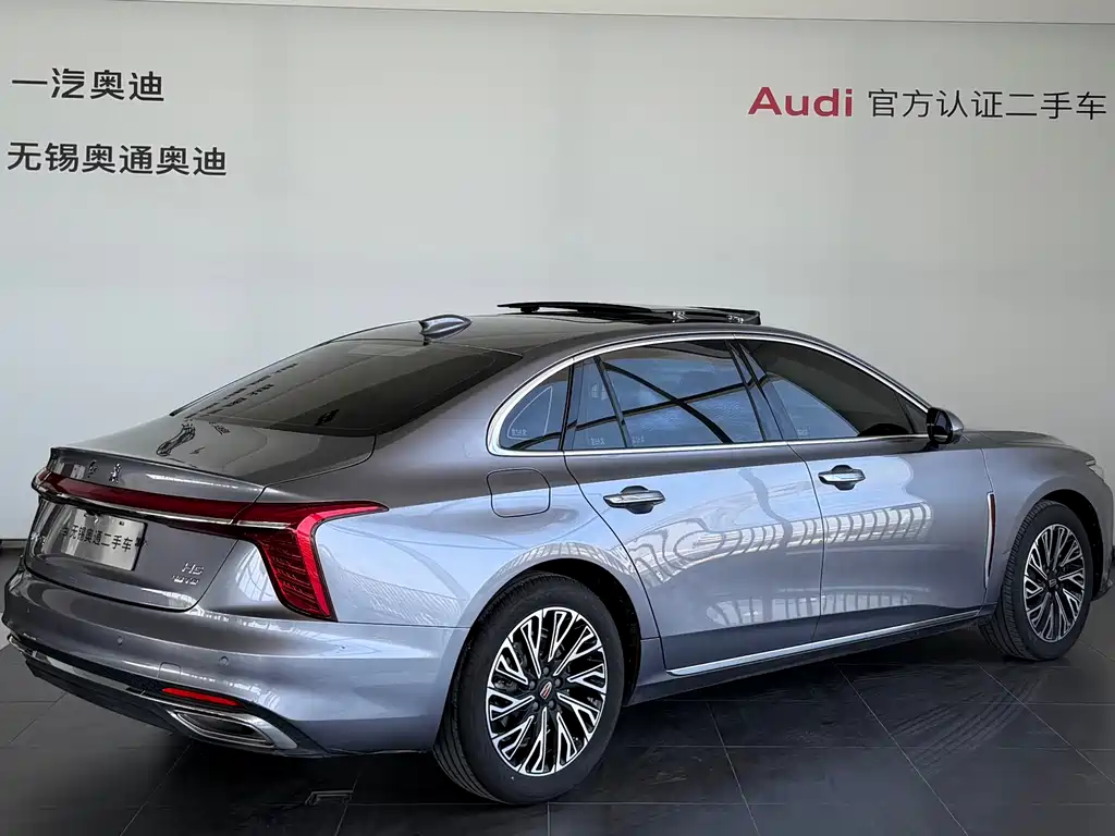 Hongqi H5 2.0 T Auto Connected Flagship
