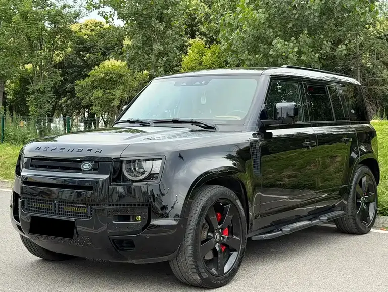 Land Rover Defender 110 3.0 T P400 X-DYNAMIC HSE