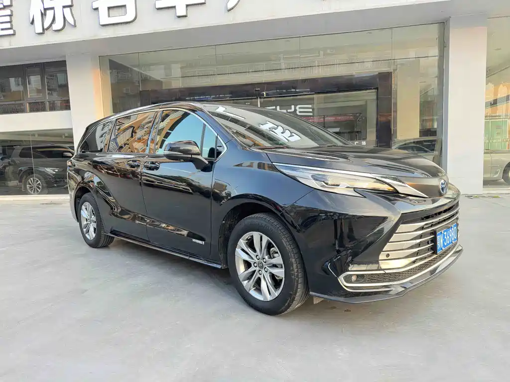 Sienna 2.5 L Hybrid Comfort