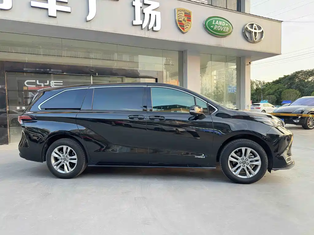 Sienna 2.5 L Hybrid Comfort