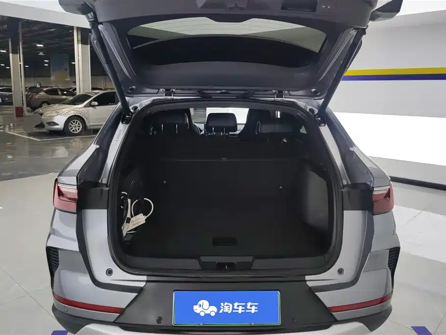 Song PLUS NEV DM-i 110 KM Flagship PLUS