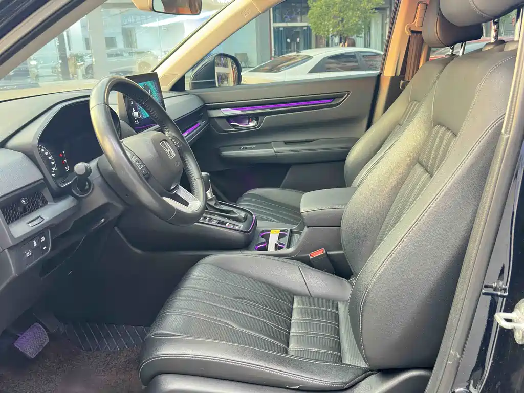 Breeze 240 TURBO 2 WD Luxury 5-seat