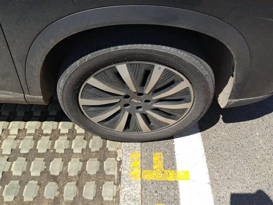 Fengyun T8 1.5 T 130 km Comfort 5-seat