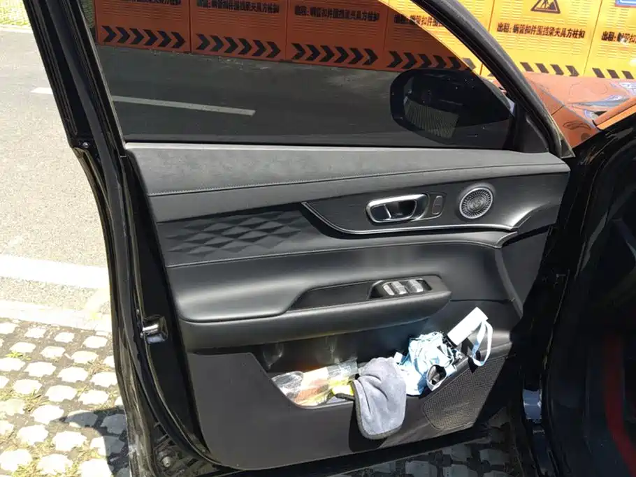 Fengyun T8 1.5 T 130 km Comfort 5-seat