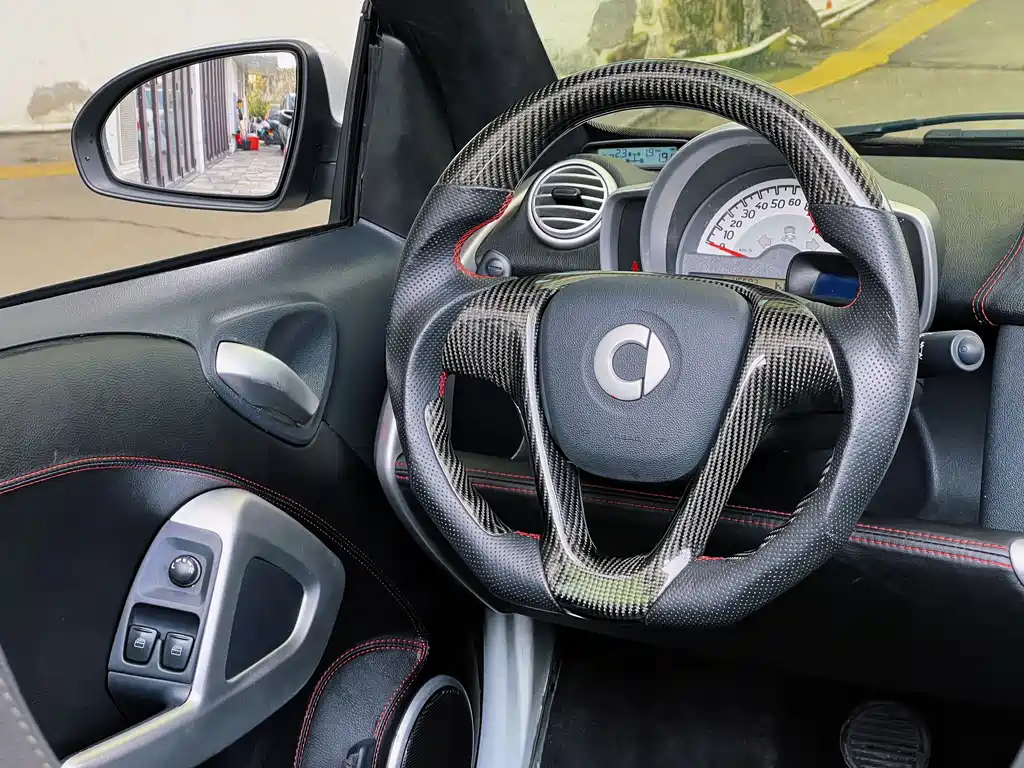 smart fortwo 1.0 T Convertible Passion