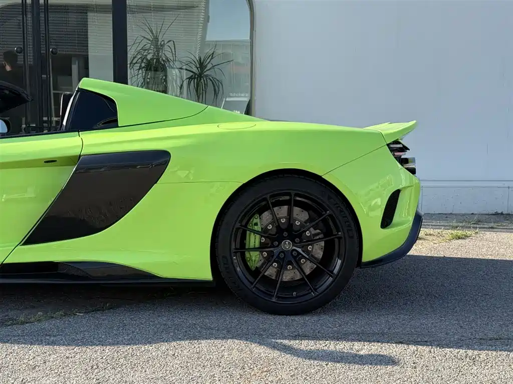 McLaren 12 C 3.8 T COUPE