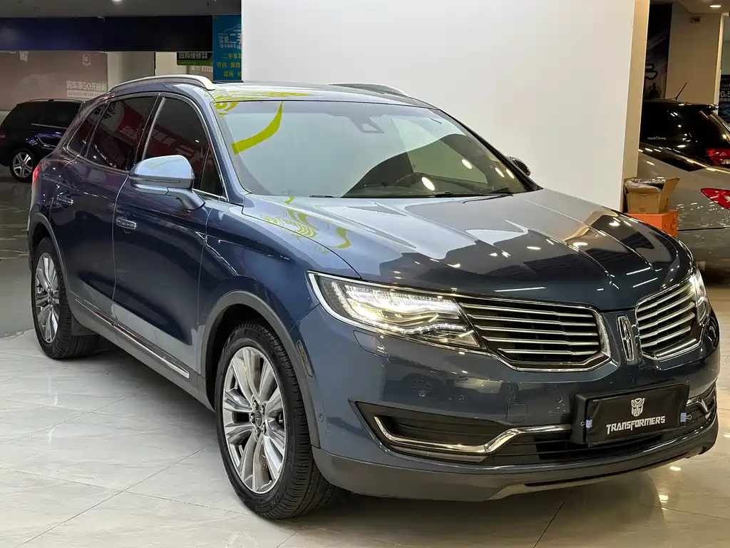 Lincoln MKX 2.7 T 4 WD Honor Shine