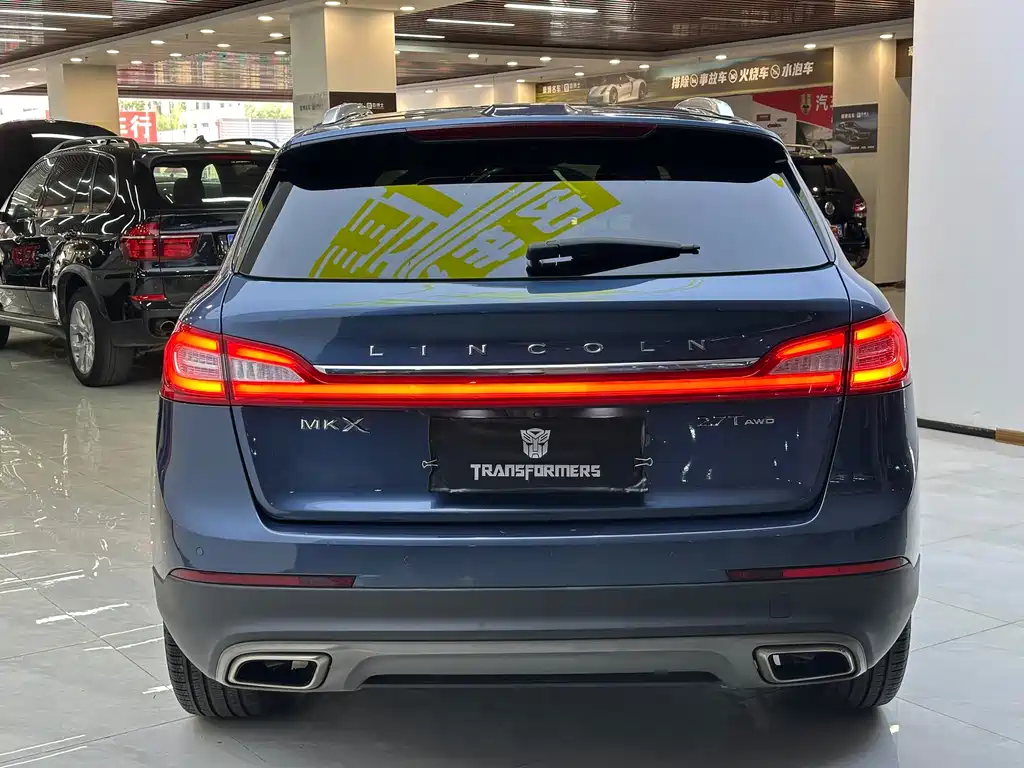 Lincoln MKX 2.7 T 4 WD Honor Shine