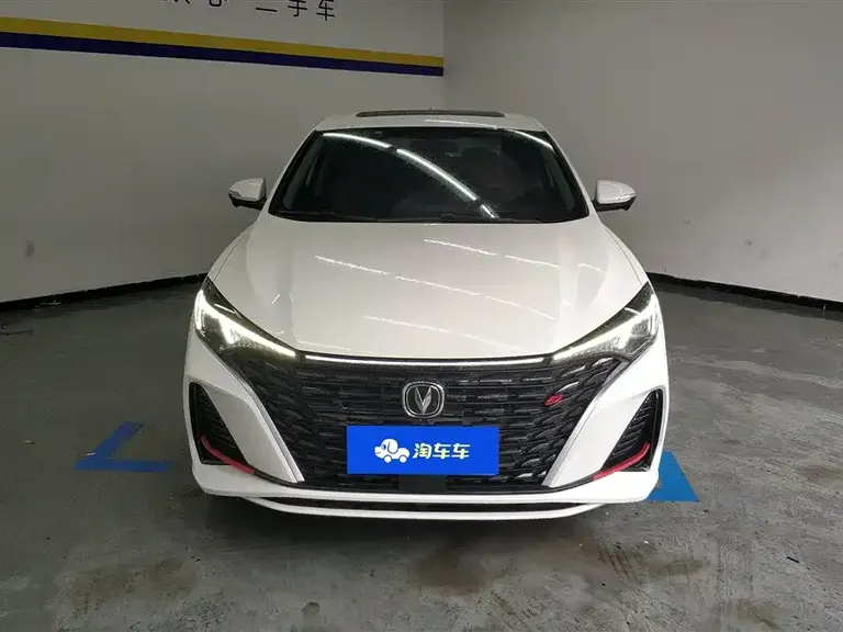 Changan Eado PLUS Blue Whale NE 1.4 T GDI DCT Distinguished