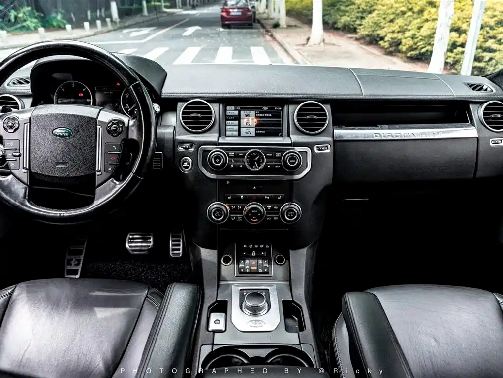 Discovery 3.0 SDV6 HSE Diesel
