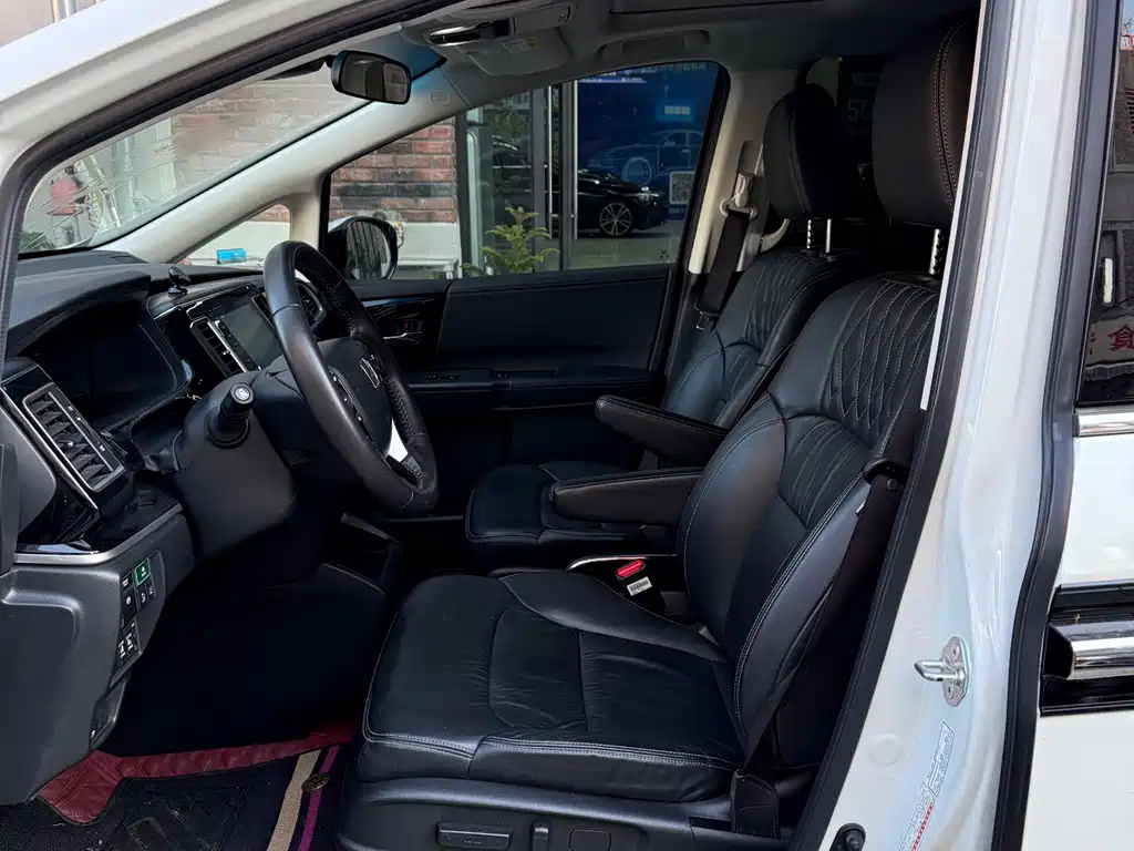 Elysion 2.0 L Hybrid Luxury