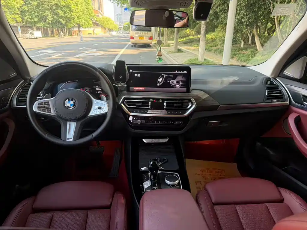 BMW X3 xDrive30 i Leading M Night Package