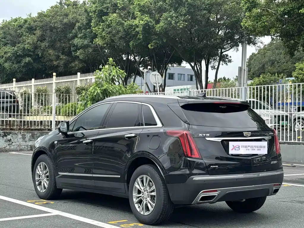 Cadillac XT5 28 T 4 WD Luxury