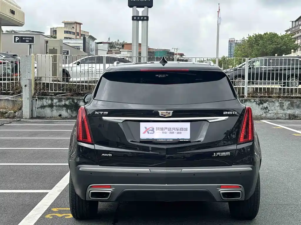 Cadillac XT5 28 T 4 WD Luxury