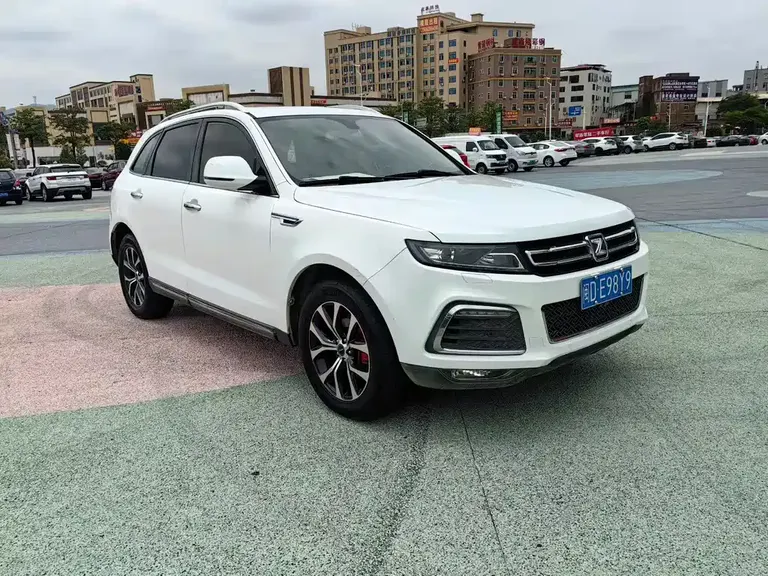 Zotye T600 众泰T600 2016款 运动版 2.0 T 手动尊贵型