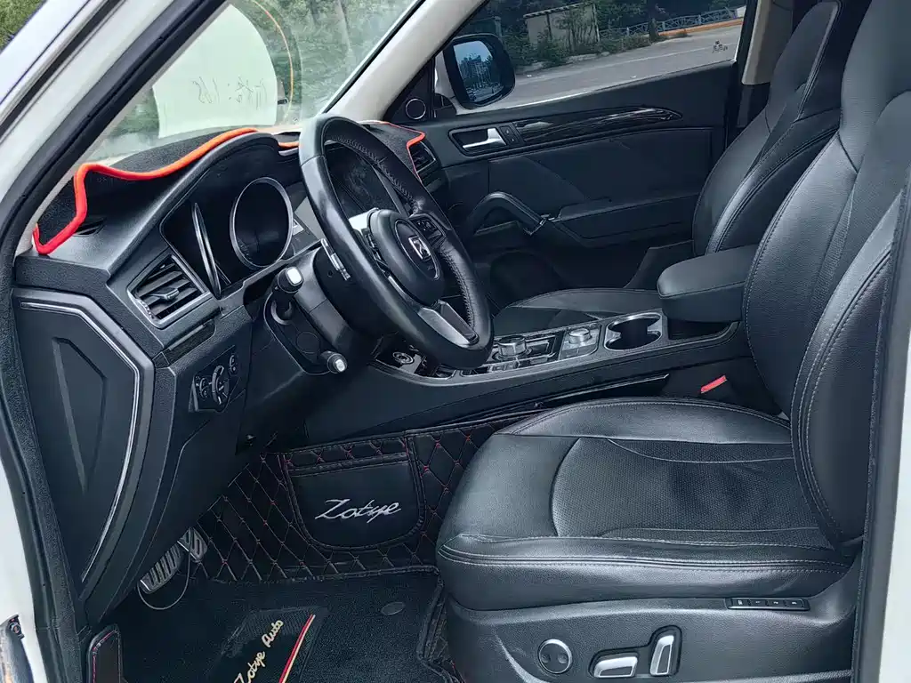 Zotye T600 众泰T600 2016款 运动版 2.0 T 手动尊贵型
