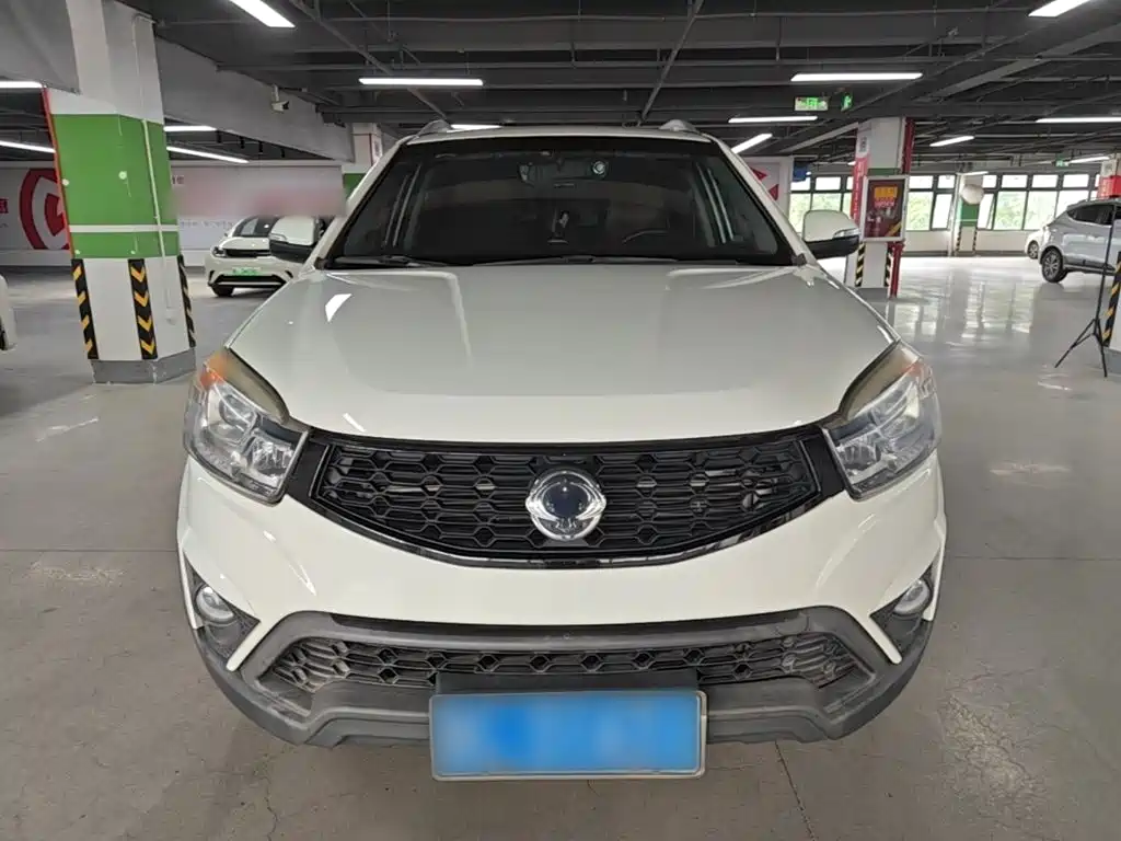Korando 柯兰多 2014款 2.0 L 汽油两驱自动精英导航版
