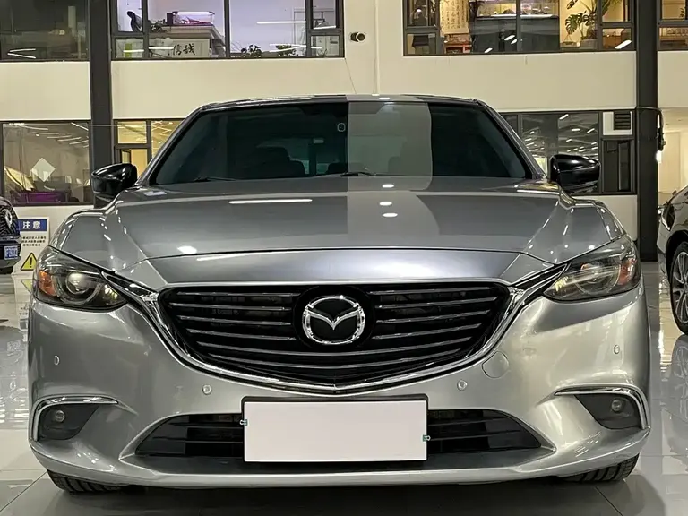 Mazda Atenza 2.0 L Blue Sky Luxury CN-V