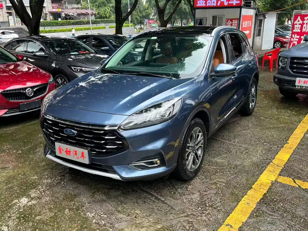 Escape EcoBoost 245 4 WD Shine Enjoyment