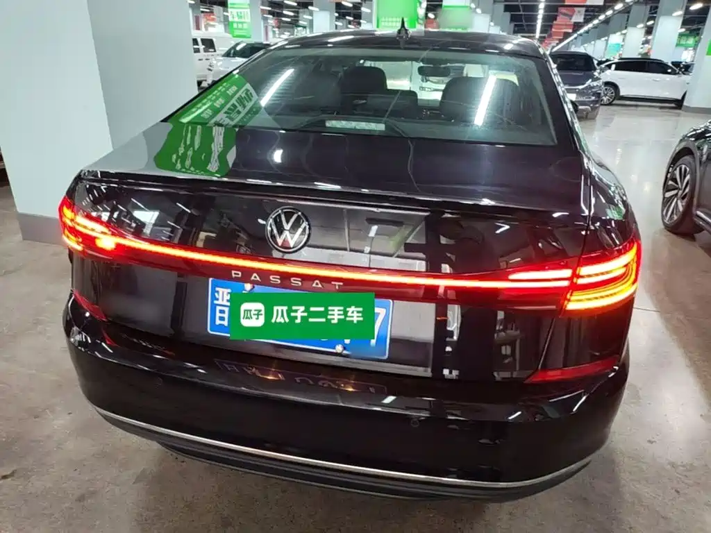Passat Outstanding 330 TSI Starry Sky Elite
