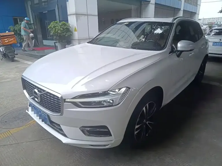 Volvo XC60 T5 4 WD Smart Vision