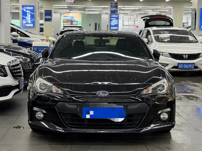 Subaru BRZ 2.0 i Auto
